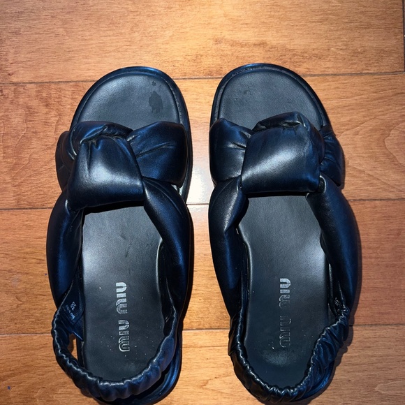 Miu Miu Black Platform Knot Strap Sandals - Picture 4 of 6